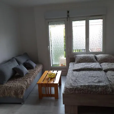 Holiday home Kuca-zvornicko Jezero