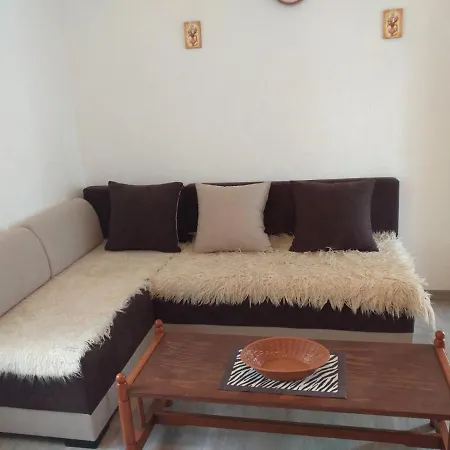 Kuca-zvornicko Jezero * Mali Zvornik